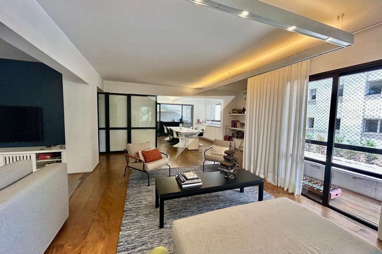 Apartamento para venda em Moema