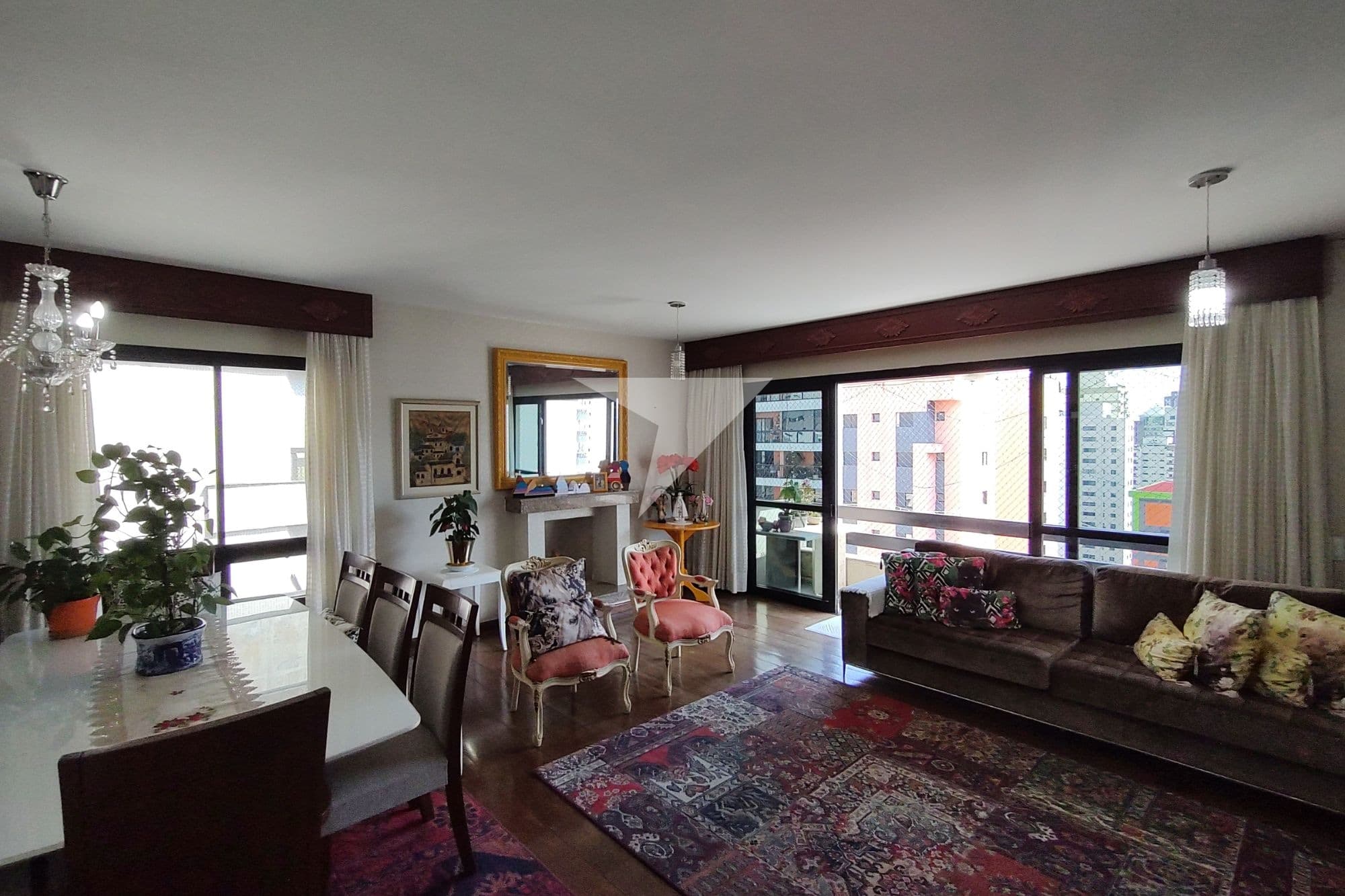 Apartamento para comprar em Moema
