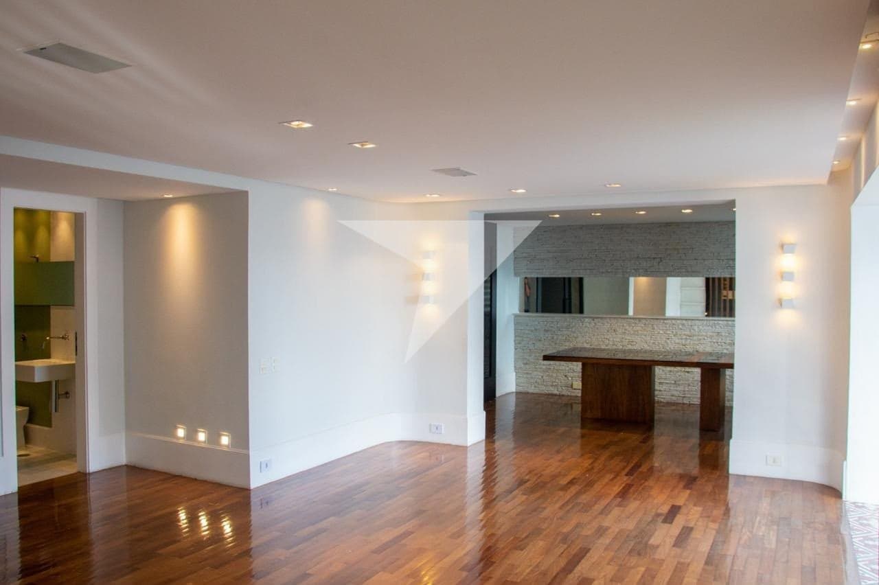 Apartamento para comprar em Campo Belo