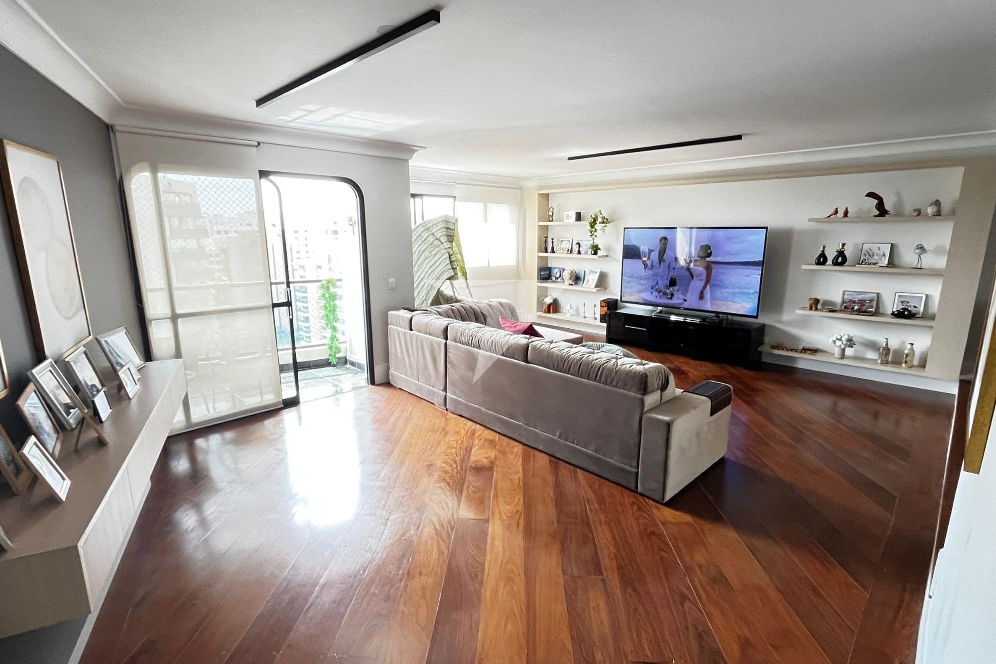 Apartamento para comprar em Moema