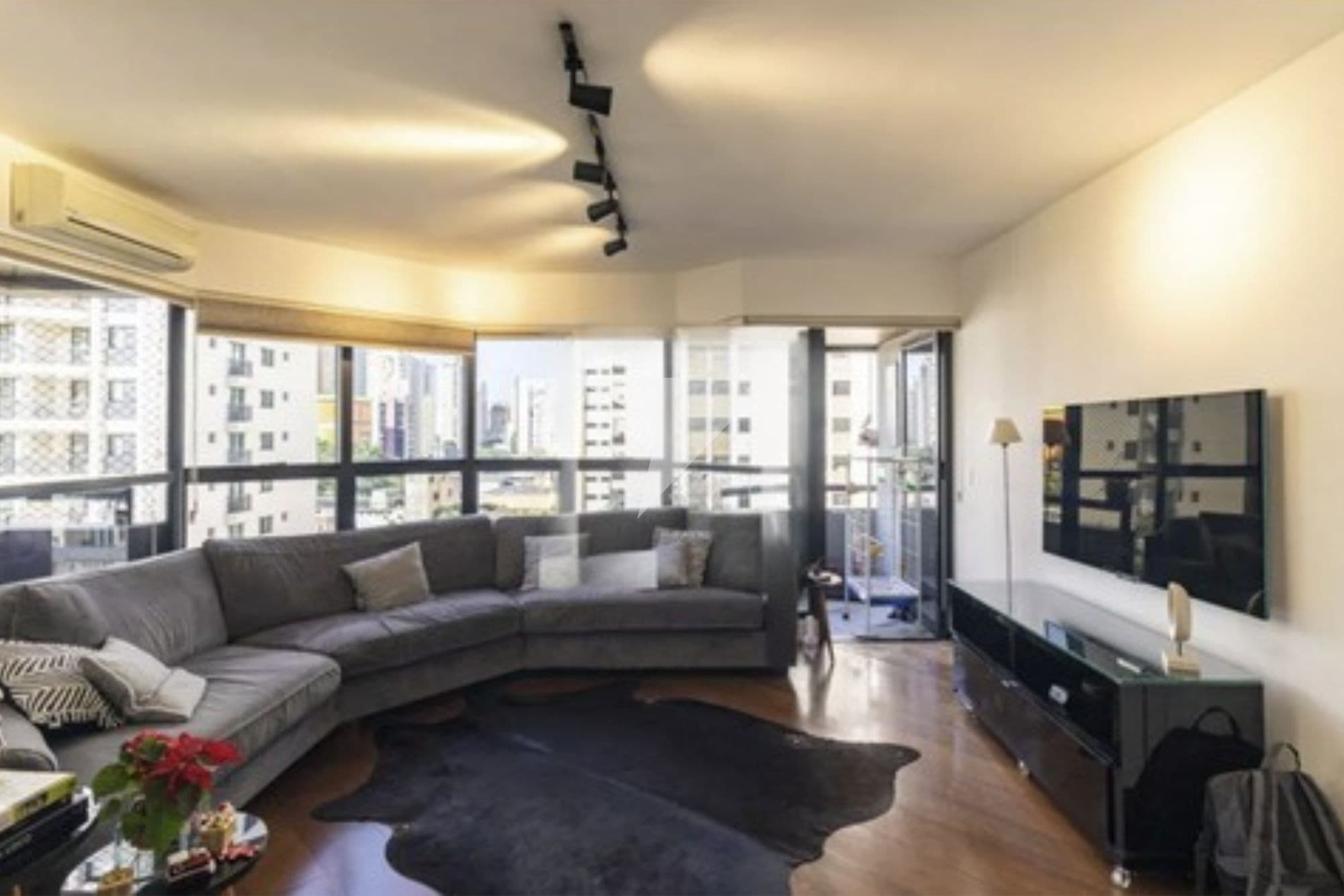 Apartamento para venda em Moema