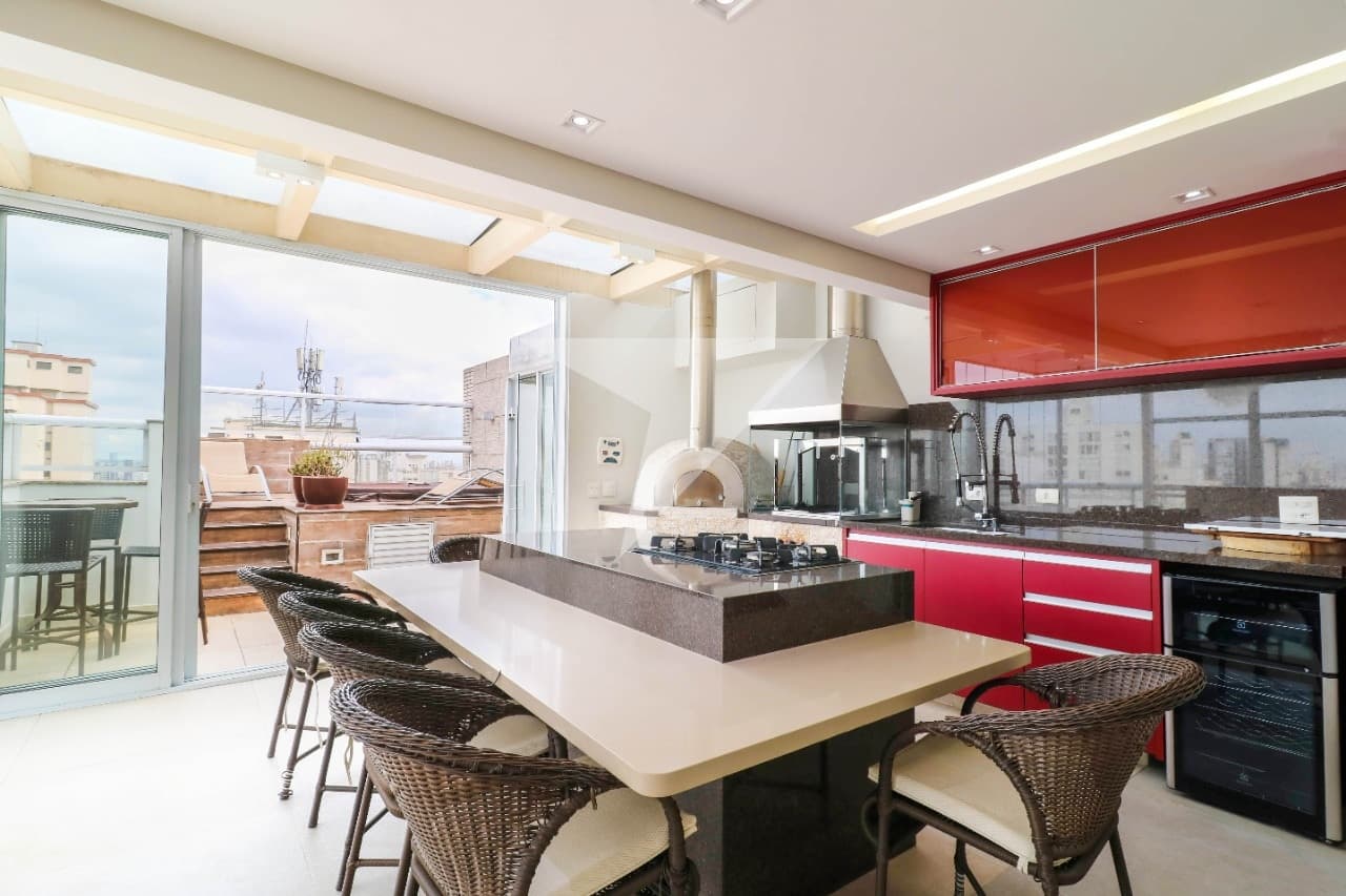 Apartamento à venda em Moema
