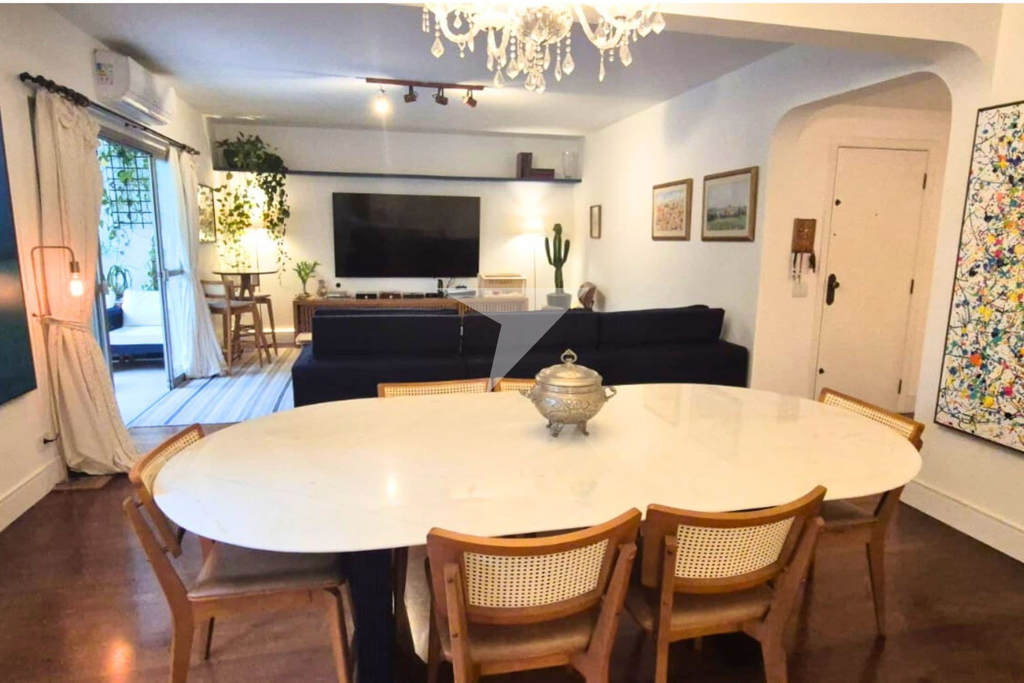 Apartamento para comprar em Moema