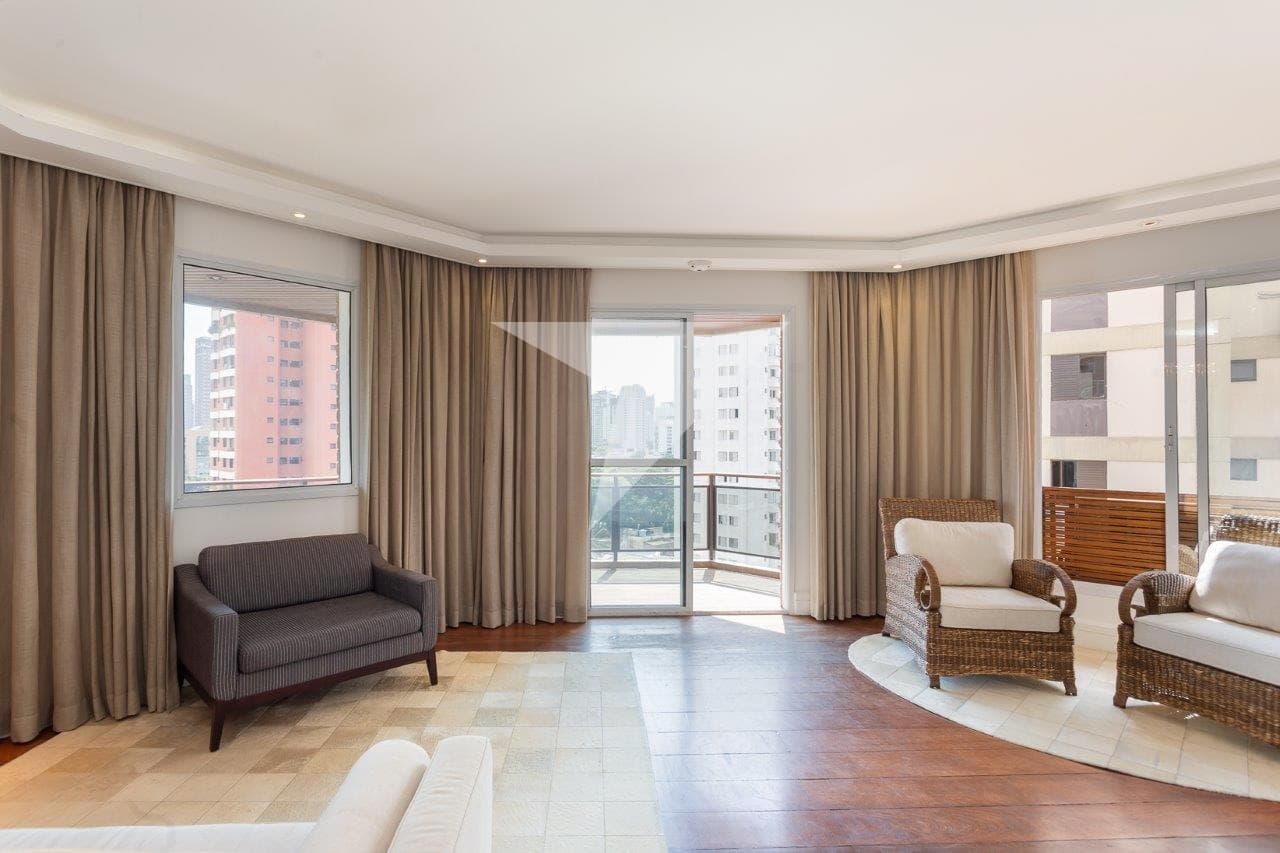 Apartamento para comprar em Vila Olímpia