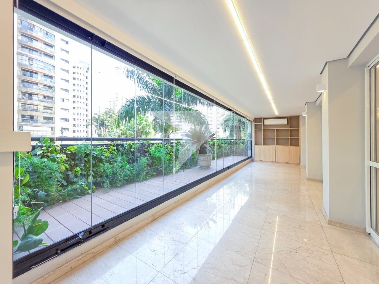 Apartamento para comprar em Moema