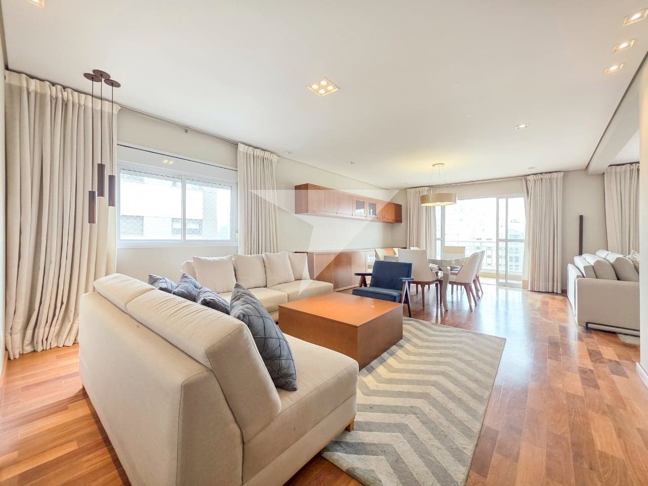 Apartamento para comprar em Moema