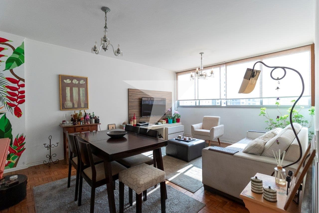 Apartamento para comprar em Moema