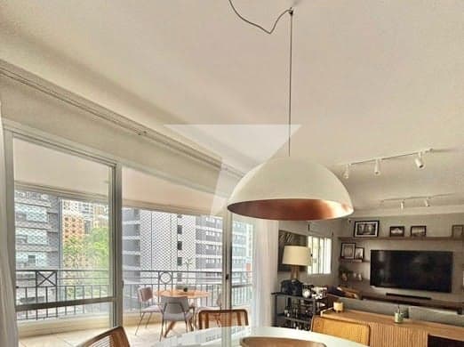 Apartamento para comprar em Moema