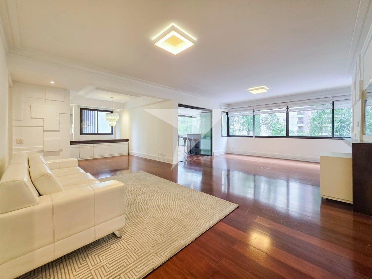 Apartamento para comprar em Moema