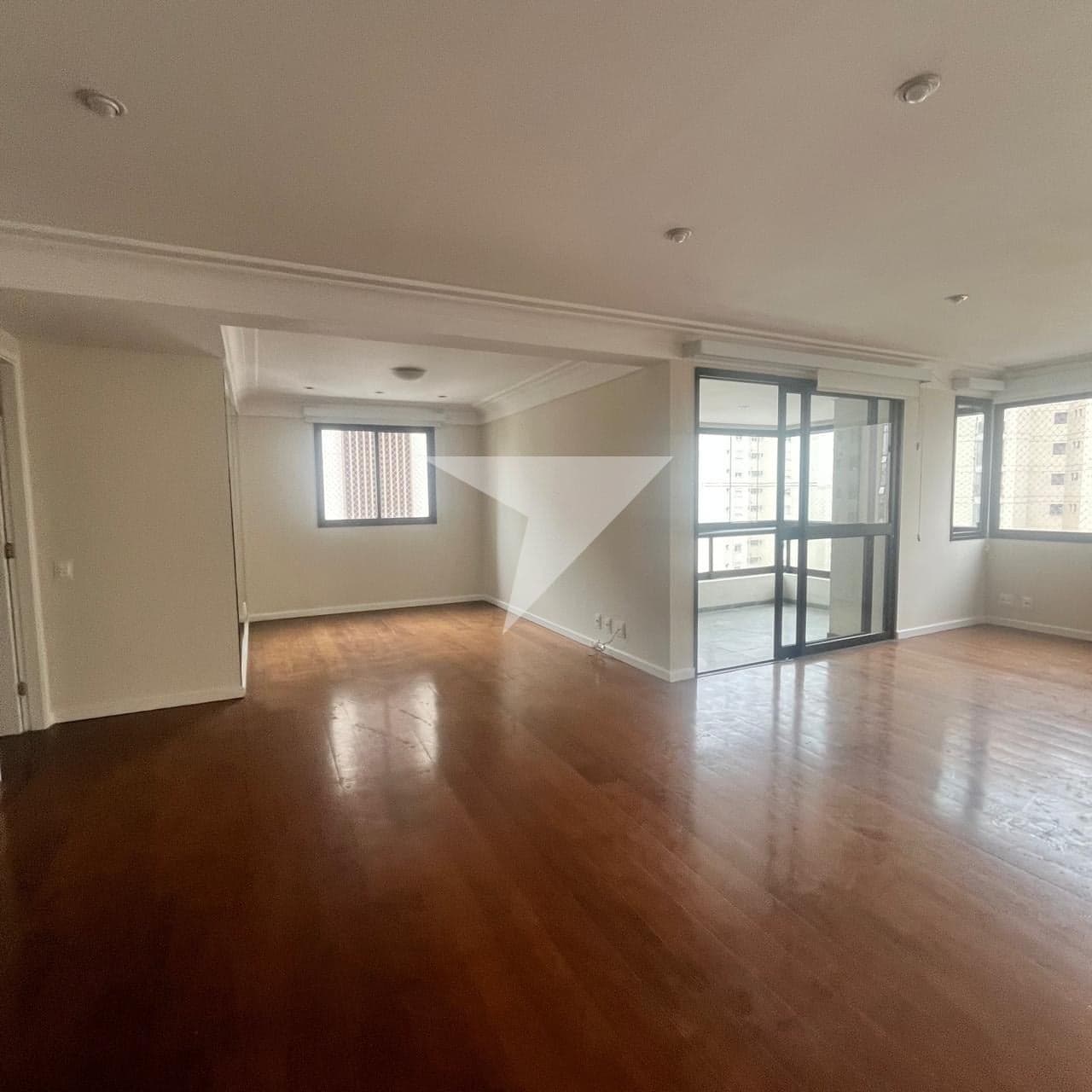 Apartamento para alugar em Moema