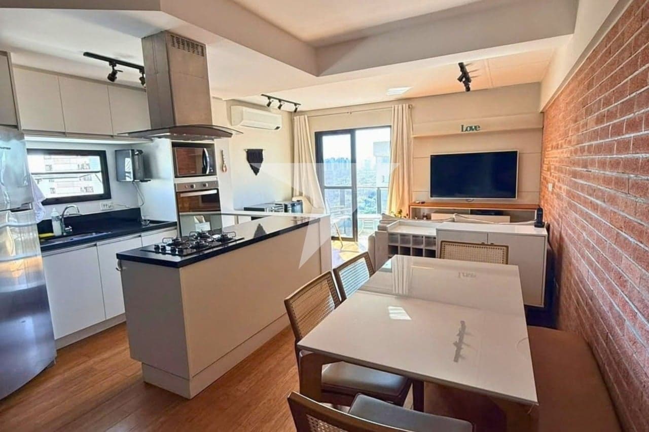 Cobertura triplex para comprar em Moema