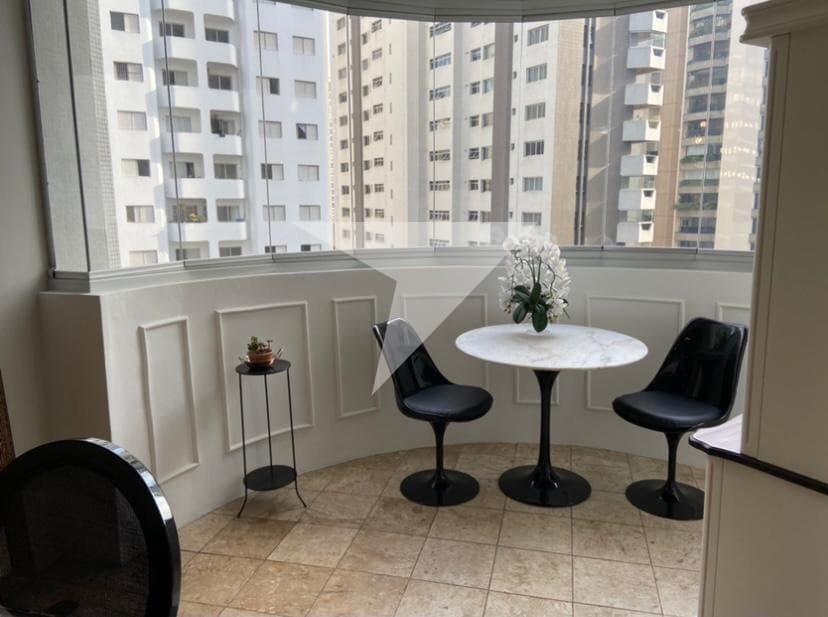 Apartamento para venda em Moema