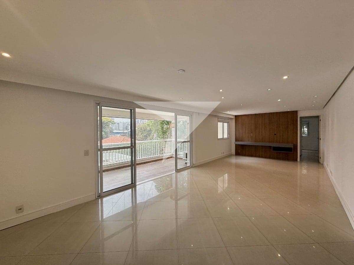Apartamento para comprar em Chácara Santo Antônio