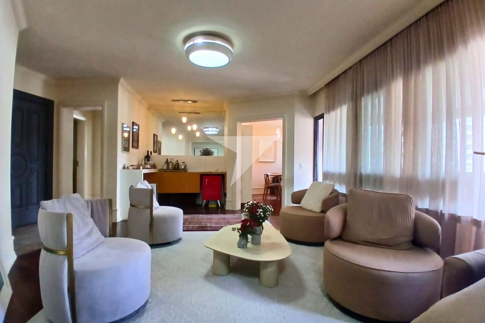 Apartamento para comprar em Moema