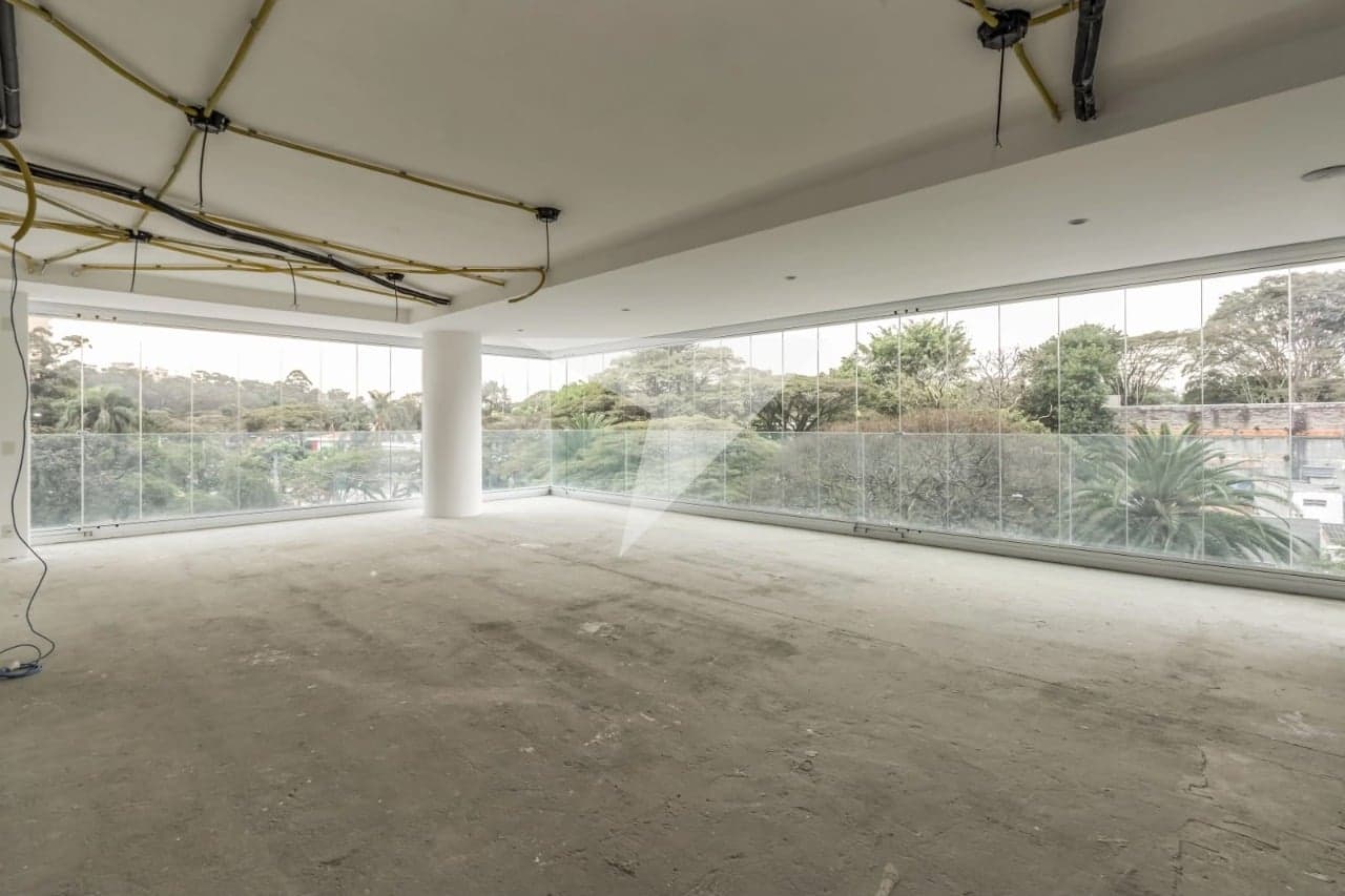 Apartamento para comprar em Moema