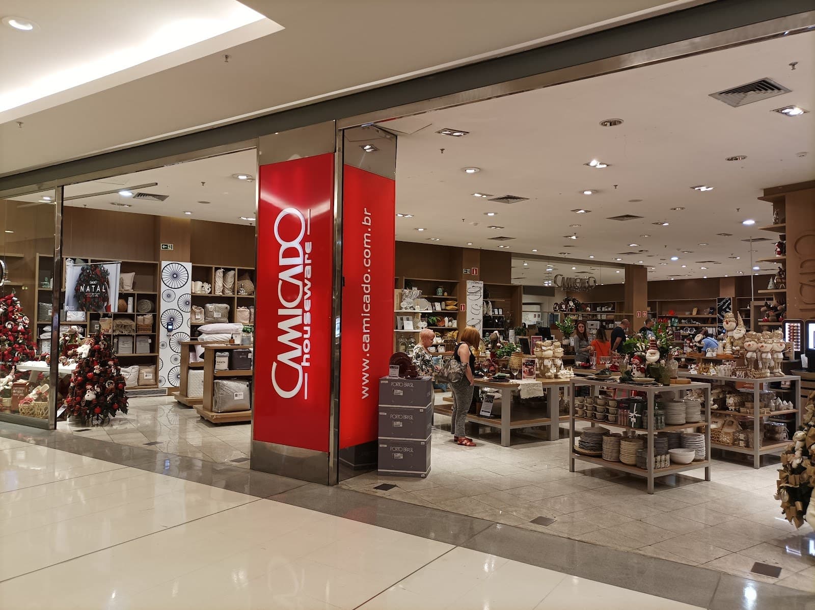 Shopping Vila Olímpia — Vila Olímpia