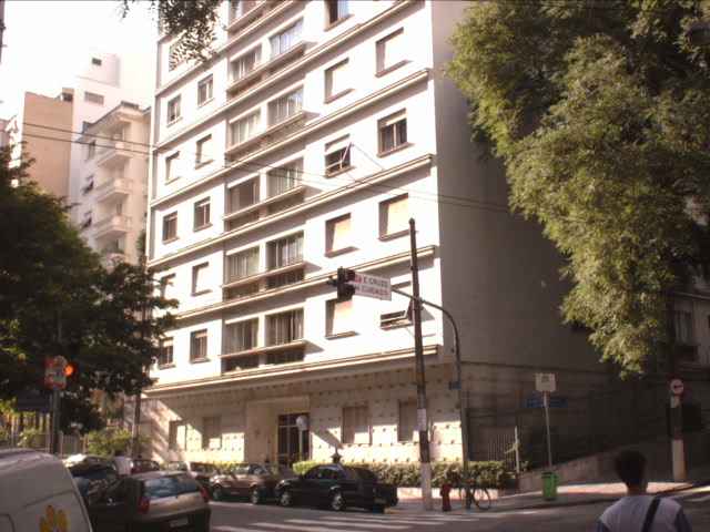 POI OSM way/75604810 — Praça Villaboim